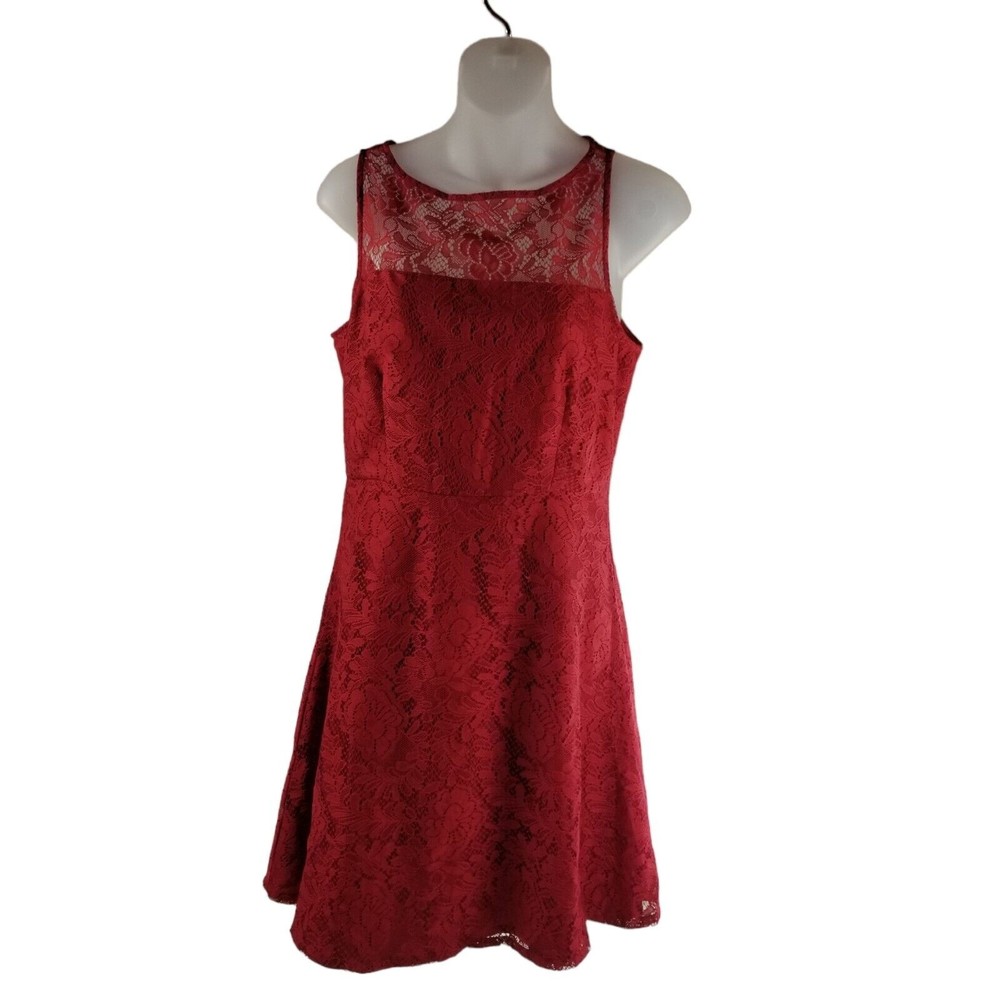 BB Dakota Red Fit & Flare Mini Dress Crew Neck Lace Open Back Women's Size 6 - Picture 1 of 16